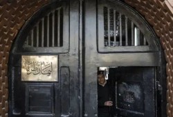 خلافا لما أعلنه نظام الانقلاب.. خالد علي: 5 آلاف سجين فقط تلقوا لقاح كورونا