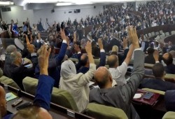انتخاب 3 نواب إسلاميين لرئيس البرلمان الجزائري