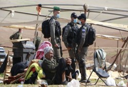 الاتحاد الأوروبي: تشريد الفلسطينيين يجب أن يتوقف