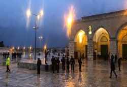 عشرات المستوطنين يقتحمون الأقصى صبيحة يوم عرفة