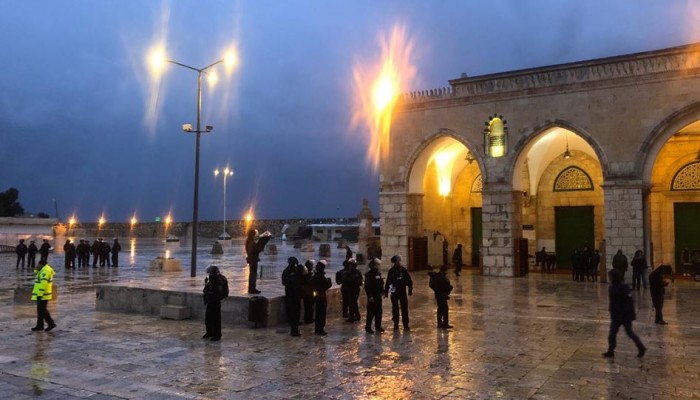 عشرات المستوطنين يقتحمون الأقصى صبيحة يوم عرفة