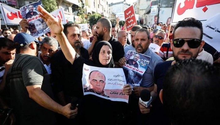 اغتيال نزار بنات.. وقفات احتجاجية مستمرة ومطالبات بمحاسبة القتلة