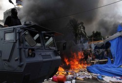 تأجيل محاكمة 20 معتقلا بتوابع هزلية فض اعتصام رابعة