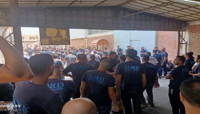 عمال شركة لورد يوقفون إضرابهم بعد التهديدات وفصل 38 منهم