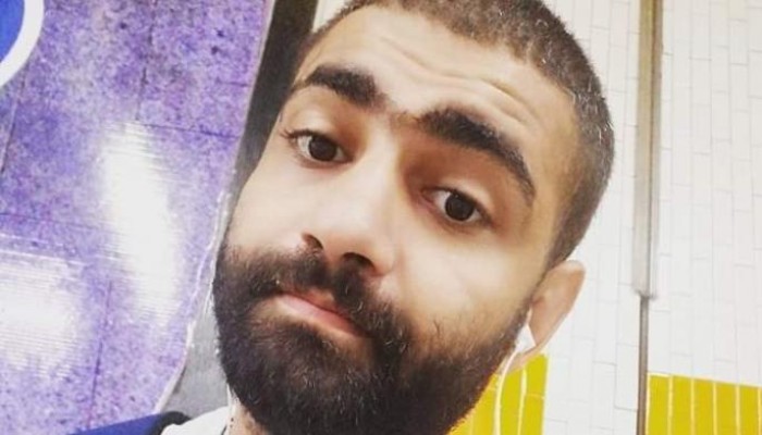 بعد أكسجين.. الناشط موكا يحاول الانتحار في سجون الانقلاب رفضاً للظلم