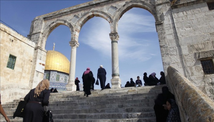 فلسطينيون يحيون رأس السنة الهجرية بالمسجد الأقصى