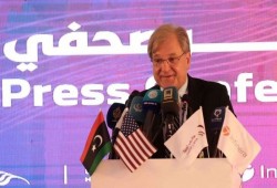 ليبيا.. انتقادات للسفير الأمريكي عقب لقائه حفتر وحديث دمجه بالمؤسسة العسكرية