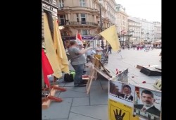 وقفة احتجاجية بالنمسا تطالب بمحاكمة القتلة والقصاص العادل لشهداء رابعة