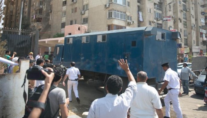 الذكرى الـ8 لمذبحة عربة الترحيلات.. نموذج العدالة الغائبة في مصر