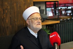في ذكرى إحراقه.. الشيخ عكرمة صبري يحذر من هيمنة الصهاينة على الأقصى