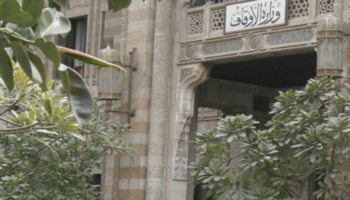 حملة لإرهاب الخطباء والواعظين وملاحقتهم بتهمة التطرف