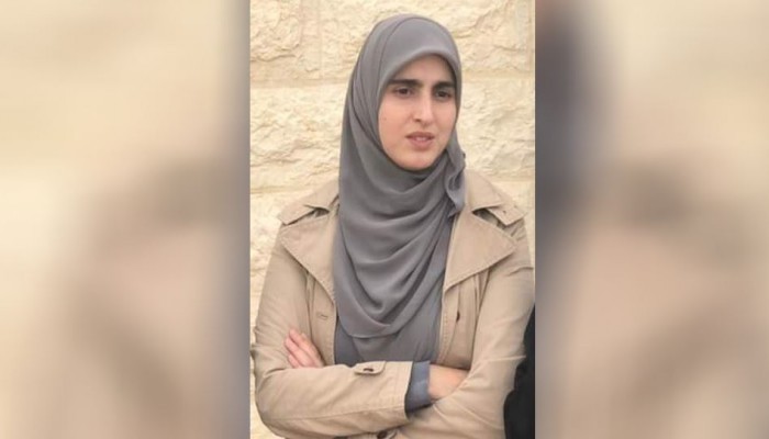 الناشطة سمر حمد: اعتداء أجهزة السلطة على أسرانا ورموزنا جريمة بحق الوطن