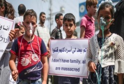 وقفة لأطفال غزة تنديدا بالحصار وإغلاق المعابر