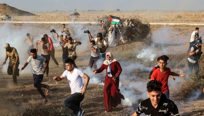 14 إصابة في قمع الاحتلال المتظاهرين شرق خانيونس
