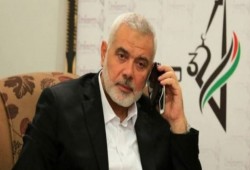 هنية يهنئ الأسيرة المحررة أنهار الديك بالإفراج عنها
