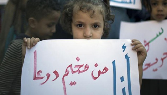 شبح التهجير يخيم على اللاجئين الفلسطينيين بمخيم درعا