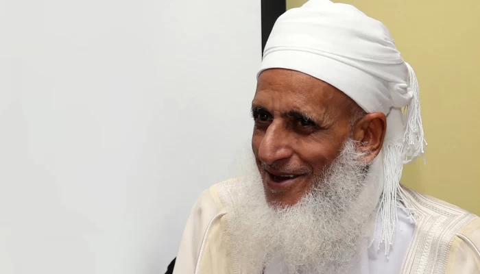 مفتي سلطنة عُمان يشيد بعملية أبطال نفق الحرية