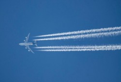 نشطاء يهاجمون قائد الانقلاب لشرائه طائرة بتكلفة 7 مليارات جنيه