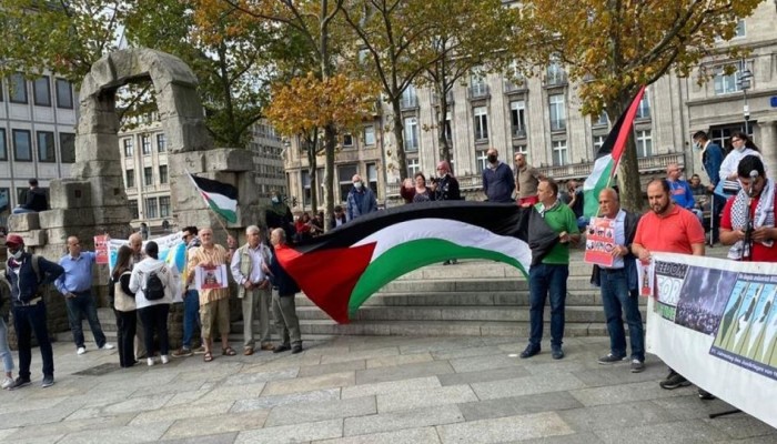 ألمانيا.. وقفة بمدينة كولون للتضامن مع الأسرى الفلسطينيين