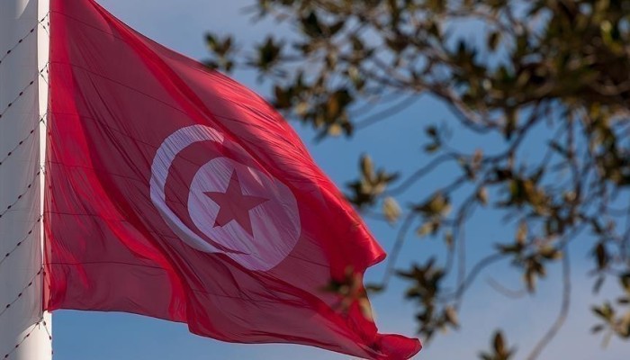 تونس.. حزبان يرفضان تعليق العمل بالدستور