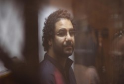 بيان لأسرة علاء عبد الفتاح: حياته في خطر.. أنقذوا حياة من تبقوا من أسرتنا