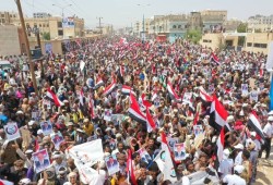 اليمن.. عدن تواصل المظاهرات لليوم الثاني رفضا لسيطرة الانفصاليين