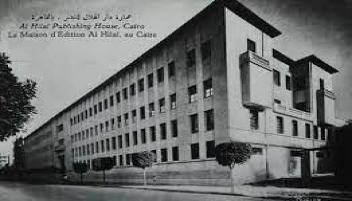قرار بدمج مؤسسات صحفية قومية في مصر
