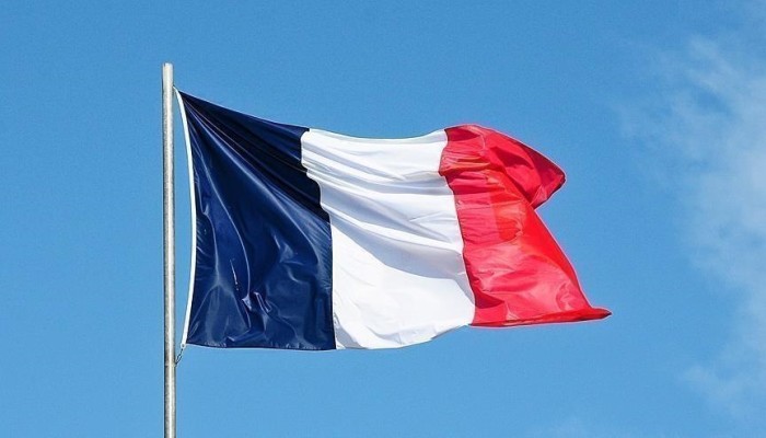 فرنسا تغلق دار نشر إسلامية بزعم تعارضها مع قيم الغرب
