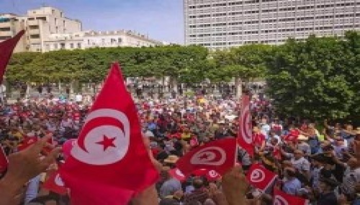 #تونس_تنتفض_ضد_الانقلاب يتصدر في مصر بعد تجمع رافض ديكتاتورية سعيد