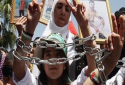 دعوات لمسيرات وفعاليات دعمًا للأسرى غدًا في الخليل