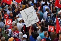 واشنطن بوست: عودة الاستبداد لن تحل مشاكل تونس