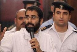 تفاقم الحالة المأساوية للناشط علاء عبد الفتاح داخل سجون الانقلاب