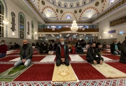 هولندا.. بحث سري أجرته بلديات عن مساجد وجمعيات إسلامية