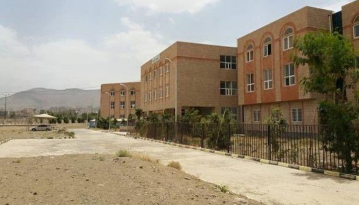 اليمن.. مليشيا الحوثي تقتحم مساكن أساتذة جامعة صنعاء وتطرد عائلاتهم وتصادر أملاكهم