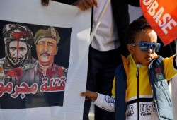 فورين بوليسي: انقلاب السودان مقامرة خطيرة للعسكر والبرهان باع نفسه