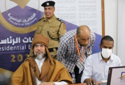 السويحلي: سيف القذافي مكانه قوائم المطلوبين للعدالة وليس الترشيح للانتخابات