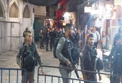 عملية طعن بالقدس المحتلة.. شهيد فلسطيني وإصابة شرطيين من جنود الاحتلال