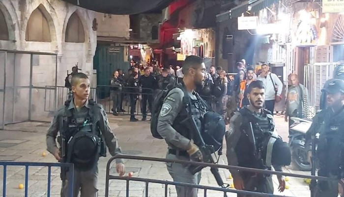 عملية طعن بالقدس المحتلة.. شهيد فلسطيني وإصابة شرطيين من جنود الاحتلال