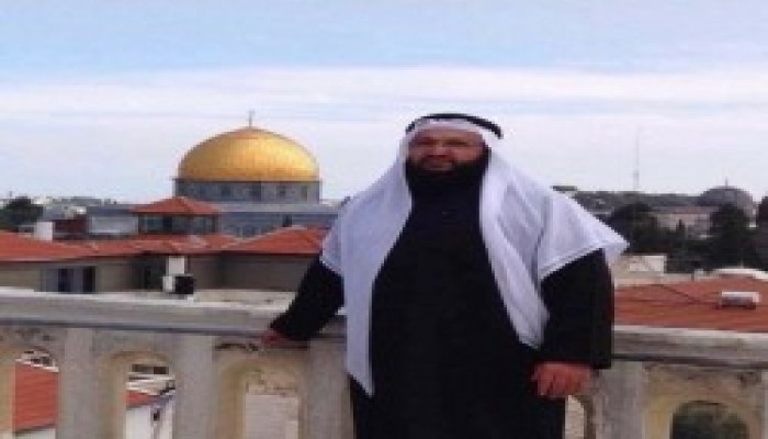 هنية يهاتف عائلة الشهيد أبو شخيدم ويشيد بجهاده وبطولته