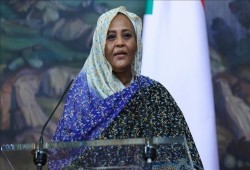 مريم المهدي تتهم العسكر في مصر والصهاينة بدعم الانقلاب بالسودان