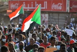 السودان.. قوات الأمن تقمع المظاهرات.. وحمدوك يبعث رسائل