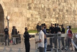 صهاينة يؤدّون رقصات استفزازية في البلدة القديمة بالقدس