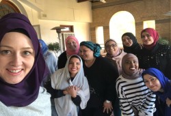 دعوات لارتداء جميع نساء العالم الحجاب في يومه العالمي