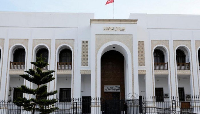 تونس.. دعوة القضاة للإضراب رفضا لقرار سعيد حل المجلس الأعلى