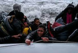 صحف أوروبية تكشف الممارسات غير الإنسانية لليونان ضد المهاجرين