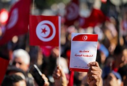 تونس.. حركة النهضة واتحاد الشغل يدعوان لإنقاذ البلاد