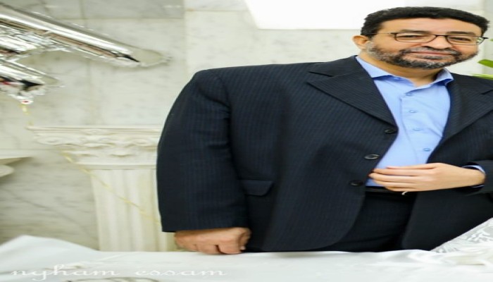 سجن المزرعة يمنع الأدوية عن الصحفي المعتقل عامر عبد المنعم