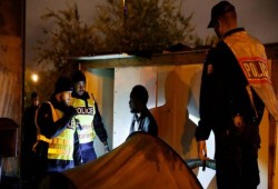 فرنسا.. الشرطة تشوش على سجناء مسلمين في أثناء الصلاة