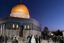 حماس تدعو للحشد الواسع في فجر "لن نرحل" الجمعة بالأقصى
