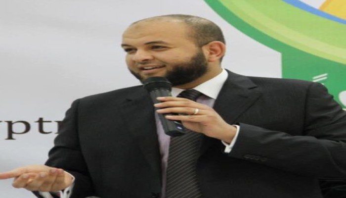 رسالة مؤثرة من والد د. أحمد عارف إلى نجله في سجون الانقلاب